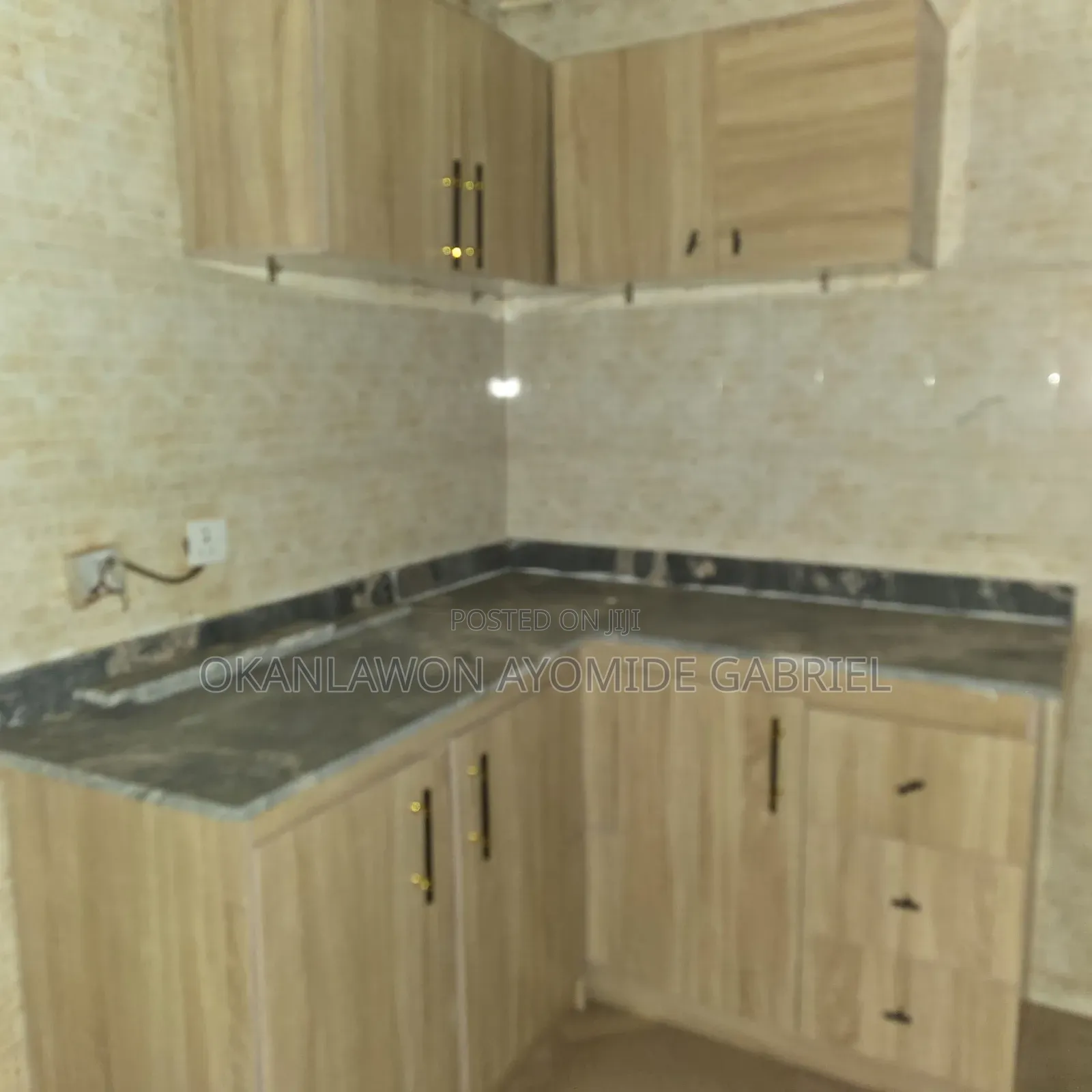 2bdrm Bungalow in Apata for rent