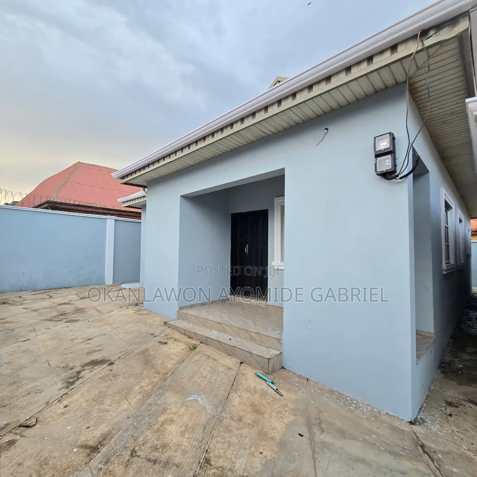 2bdrm Bungalow in Apata for rent