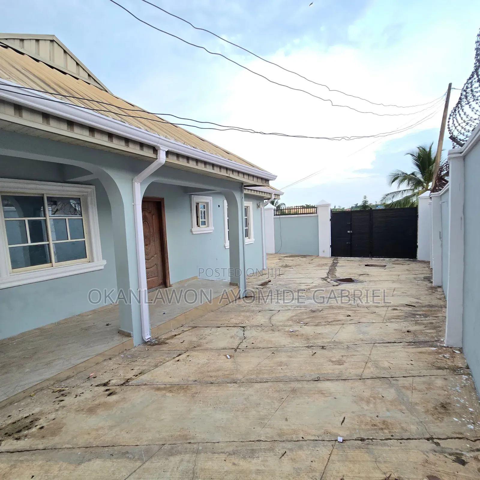 3bdrm Bungalow in Apata for rent