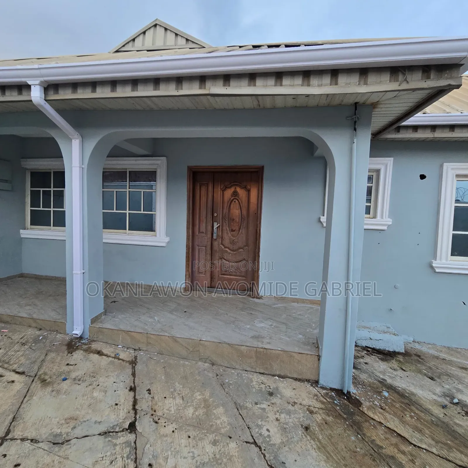 3bdrm Bungalow in Apata for rent