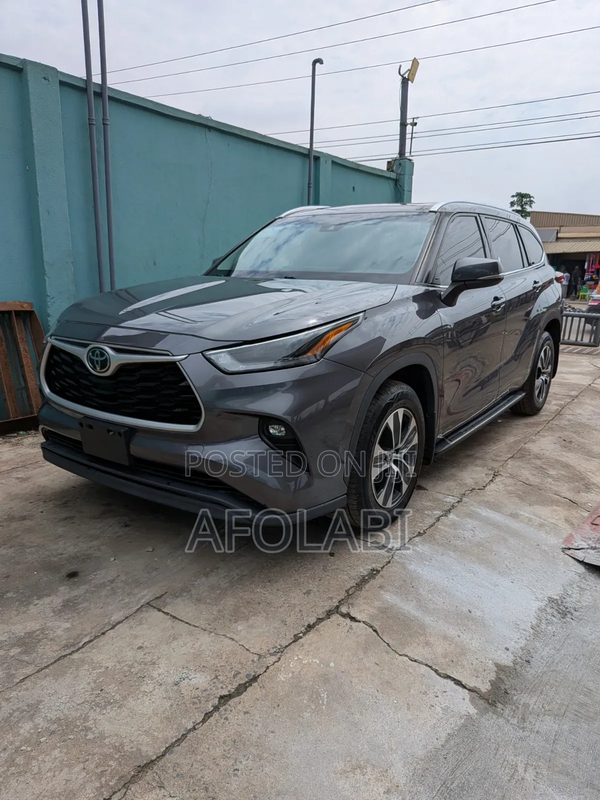 Toyota Highlander XLE 2021 Gray