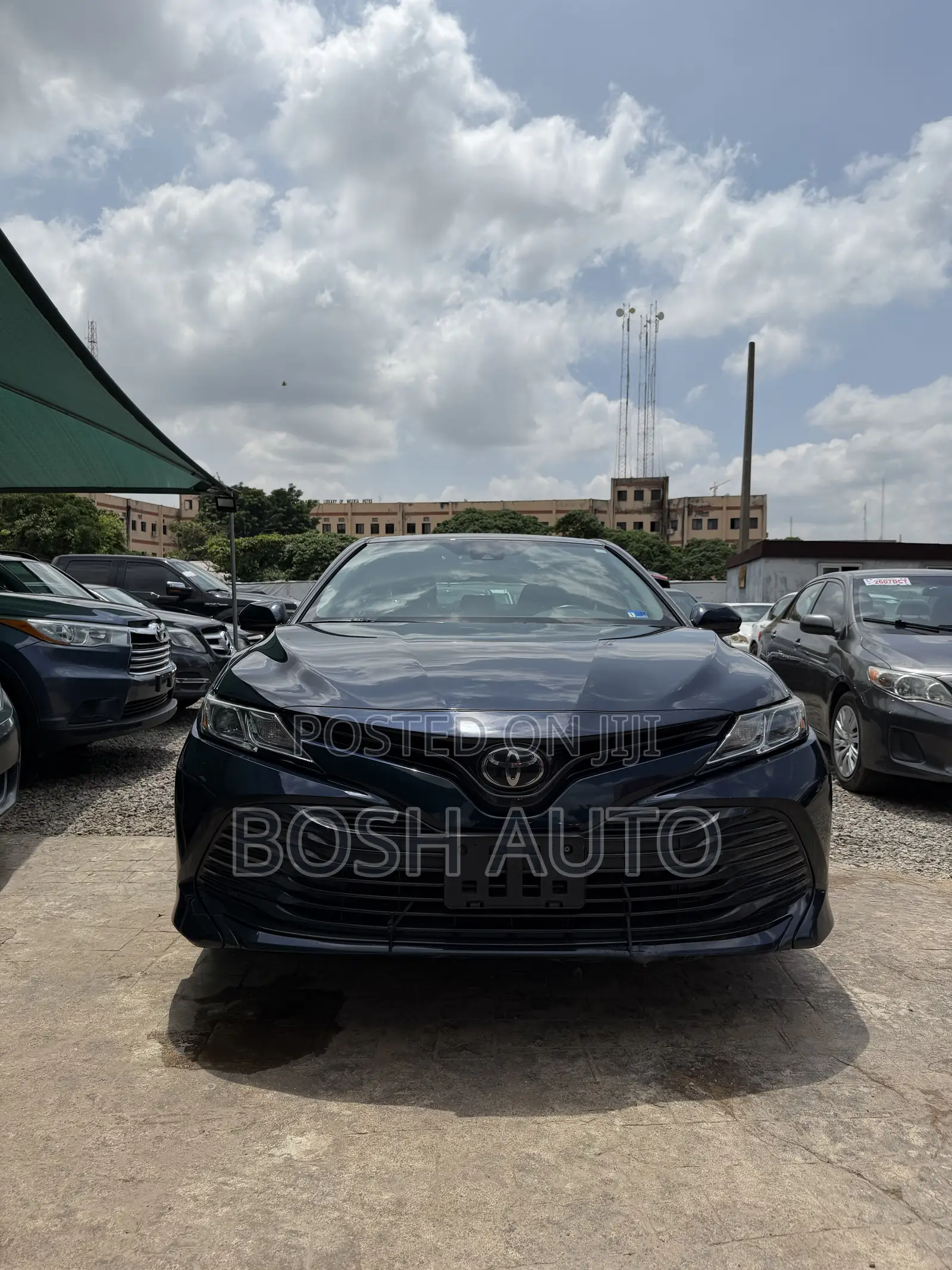 Toyota Camry LE FWD 2020
