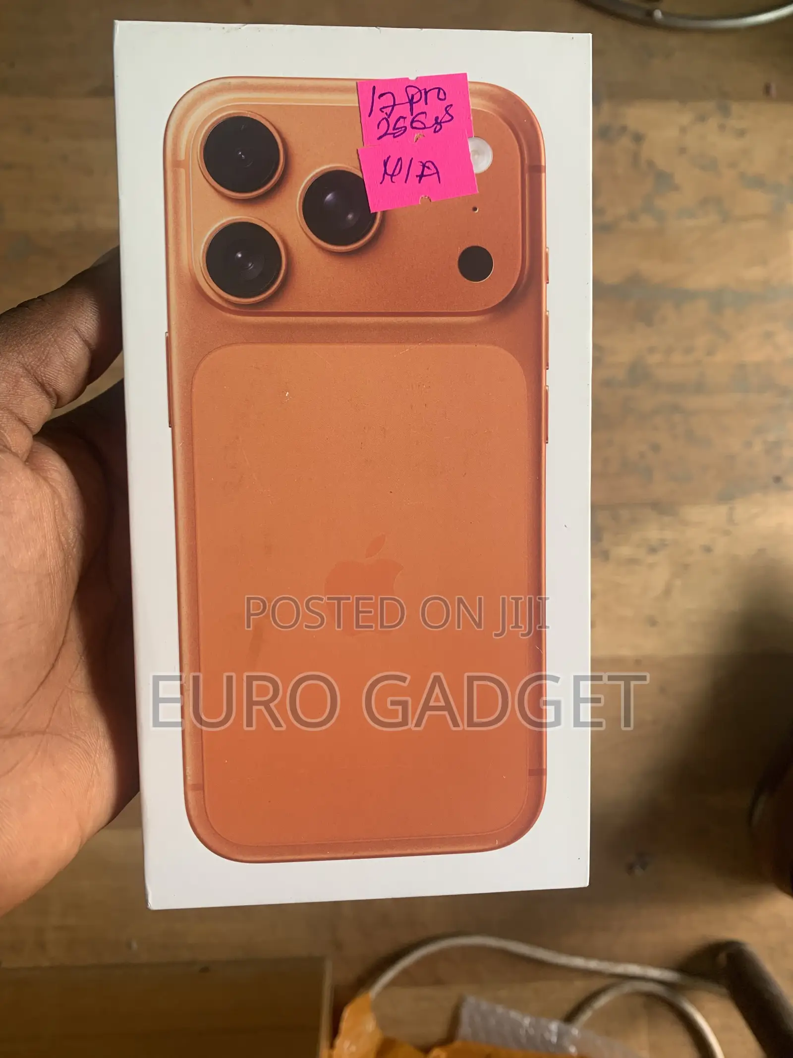 New Apple iPhone 17 Pro 256 GB Orange