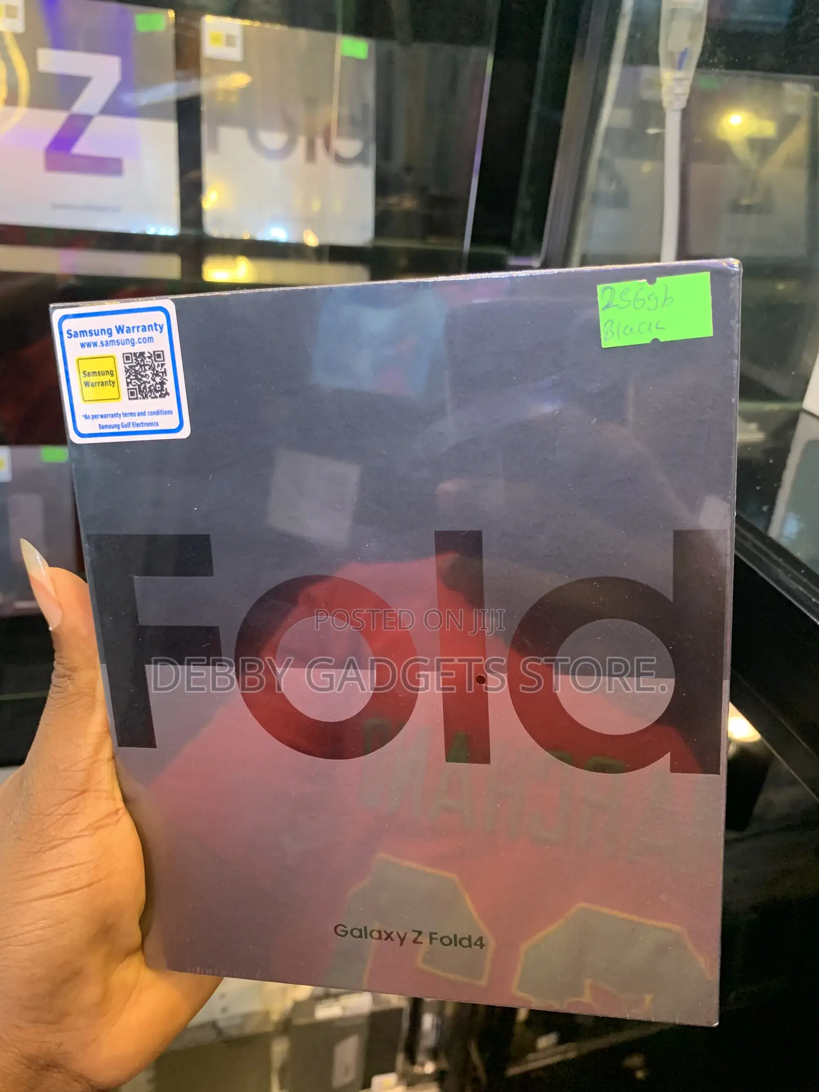 New Samsung Galaxy Z Fold4 256 GB