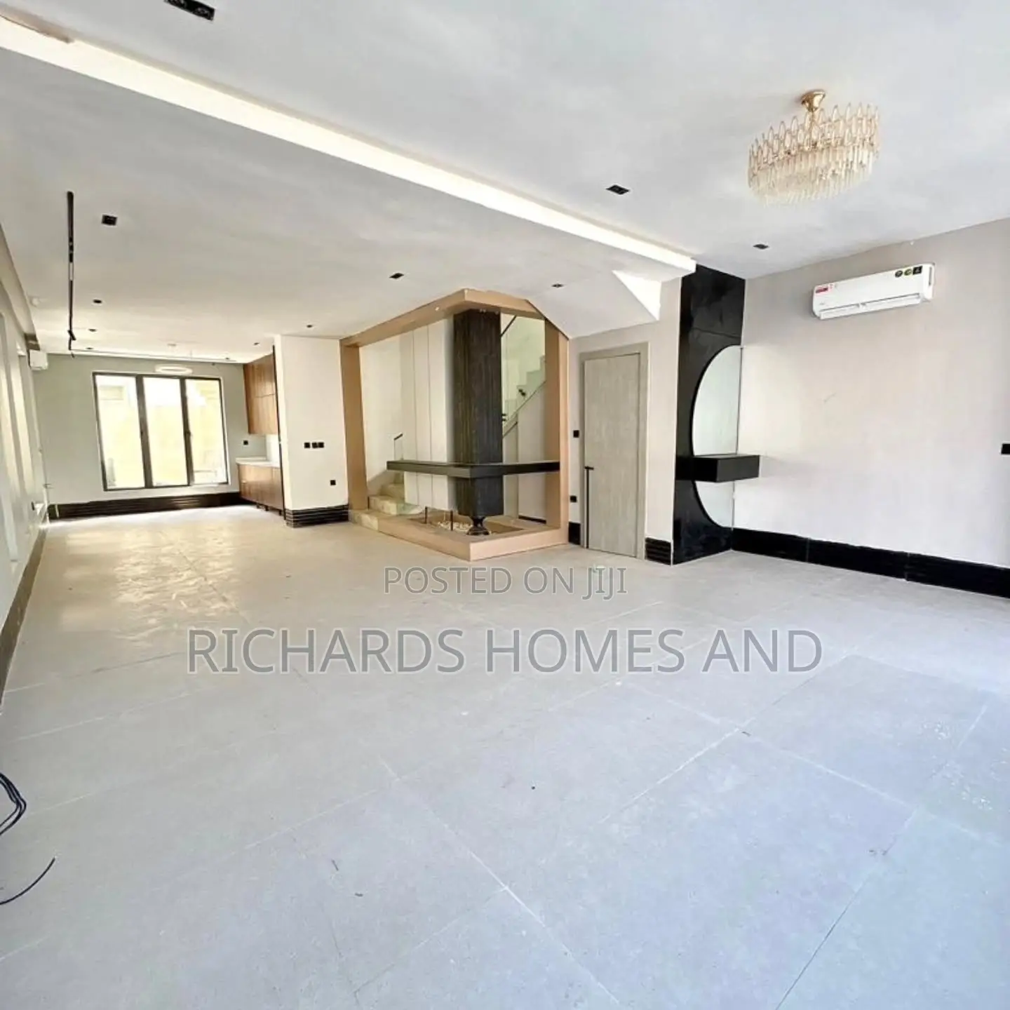 5bdrm Duplex in Old Ikoyi for sale