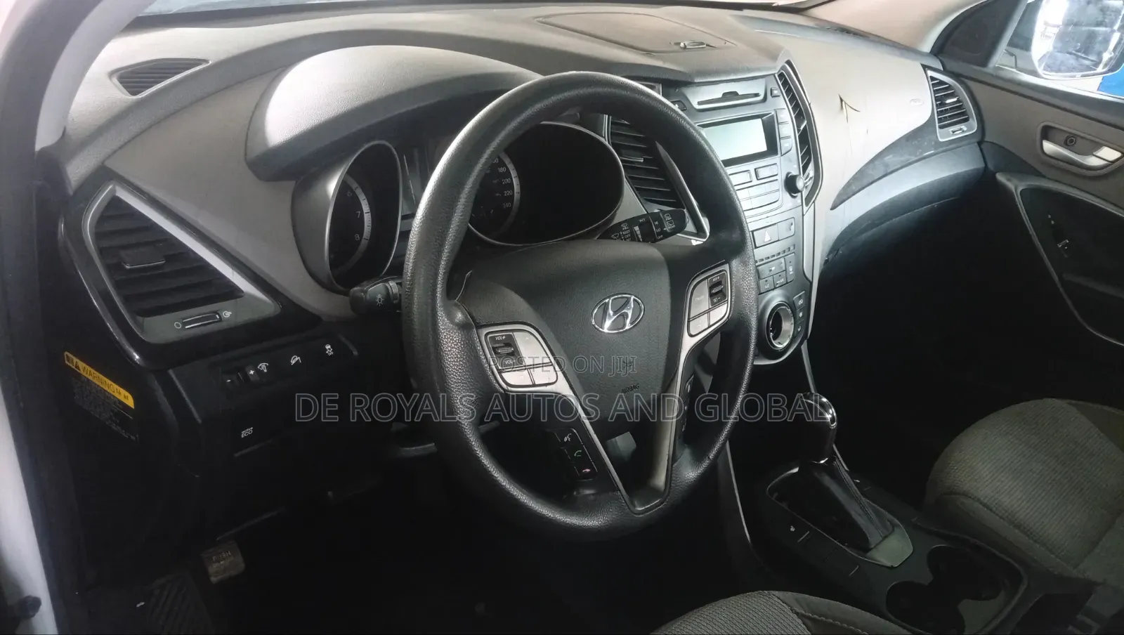 Hyundai Santa Fe 2015 White
