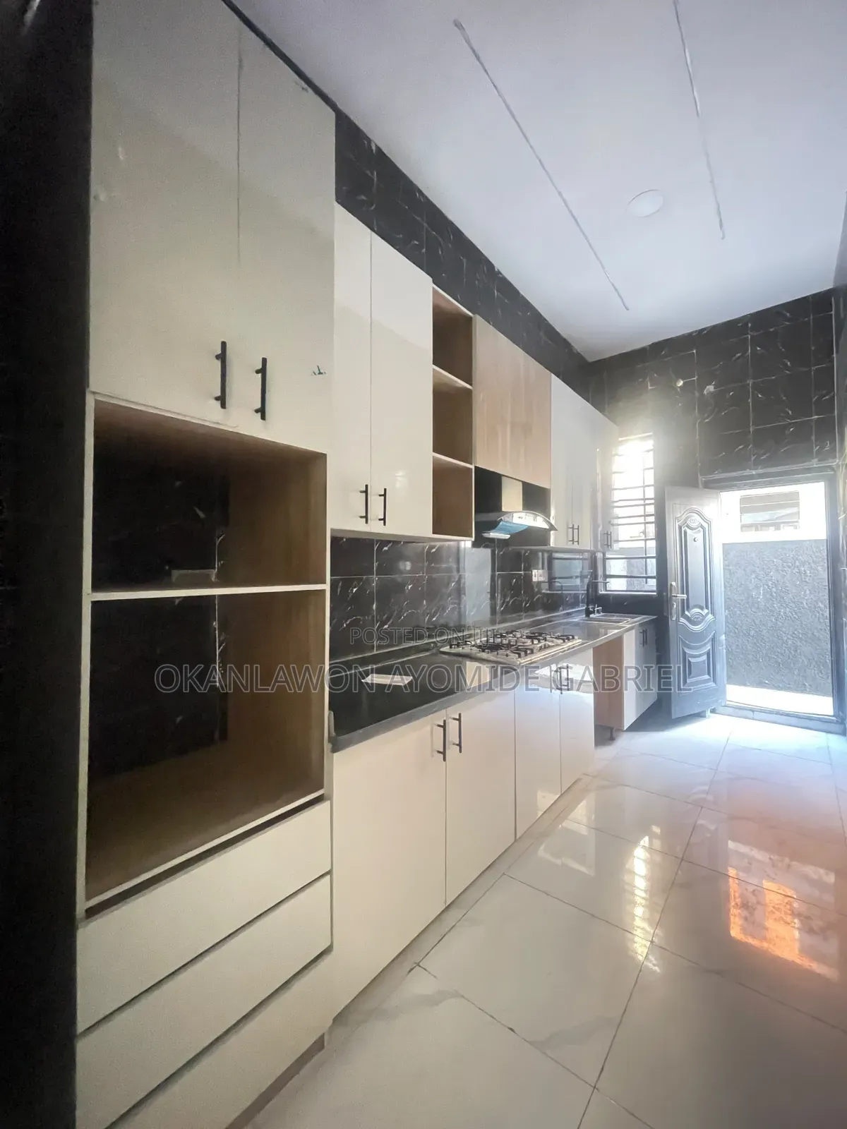 3bdrm Duplex in Abraham Adesanya Estate for sale