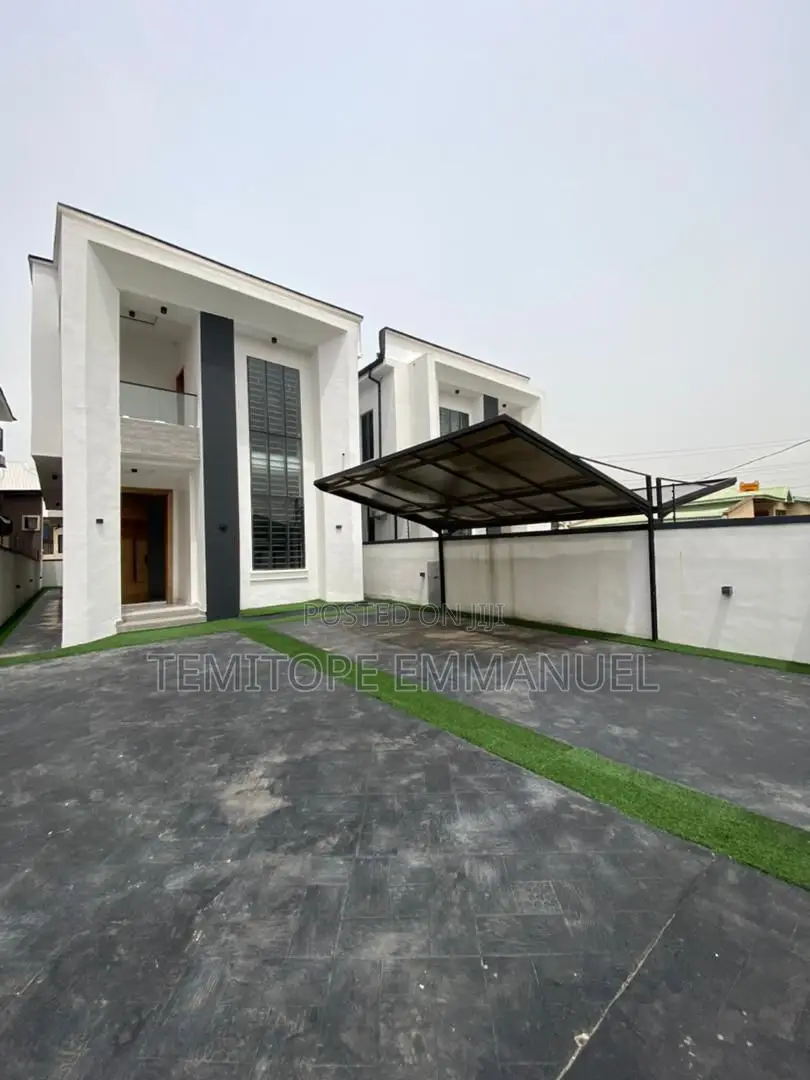 Furnished 5bdrm Duplex in Thomas Estate for sale