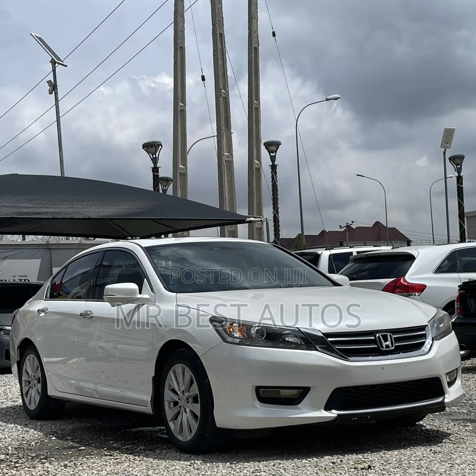 Honda Accord Touring V-6 4dr Sedan (3.5L 6cyl 6A) 2014 White
