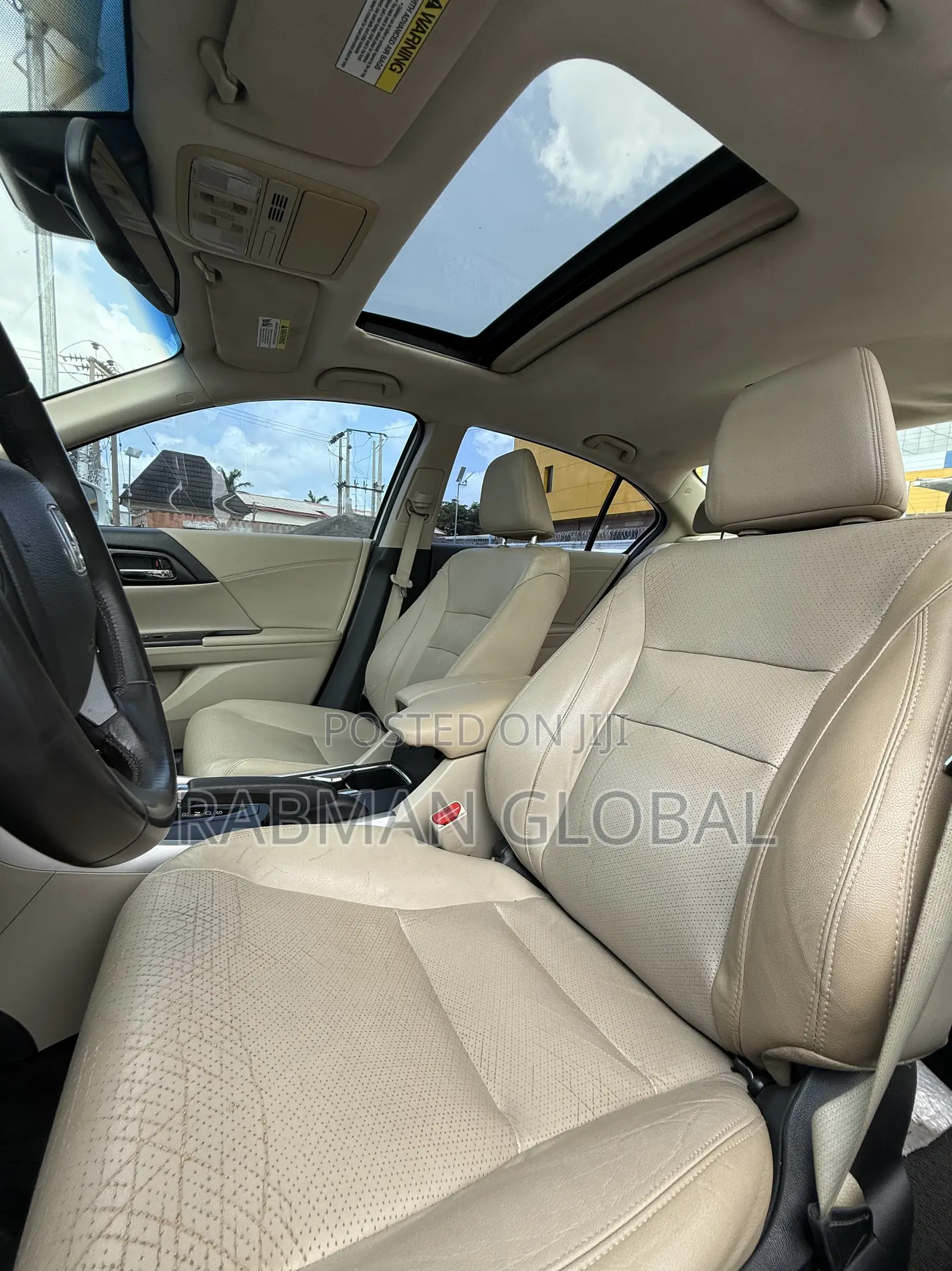 Honda Accord Touring 4dr Sedan FWD (3.5L 6cyl 6A) 2013 White