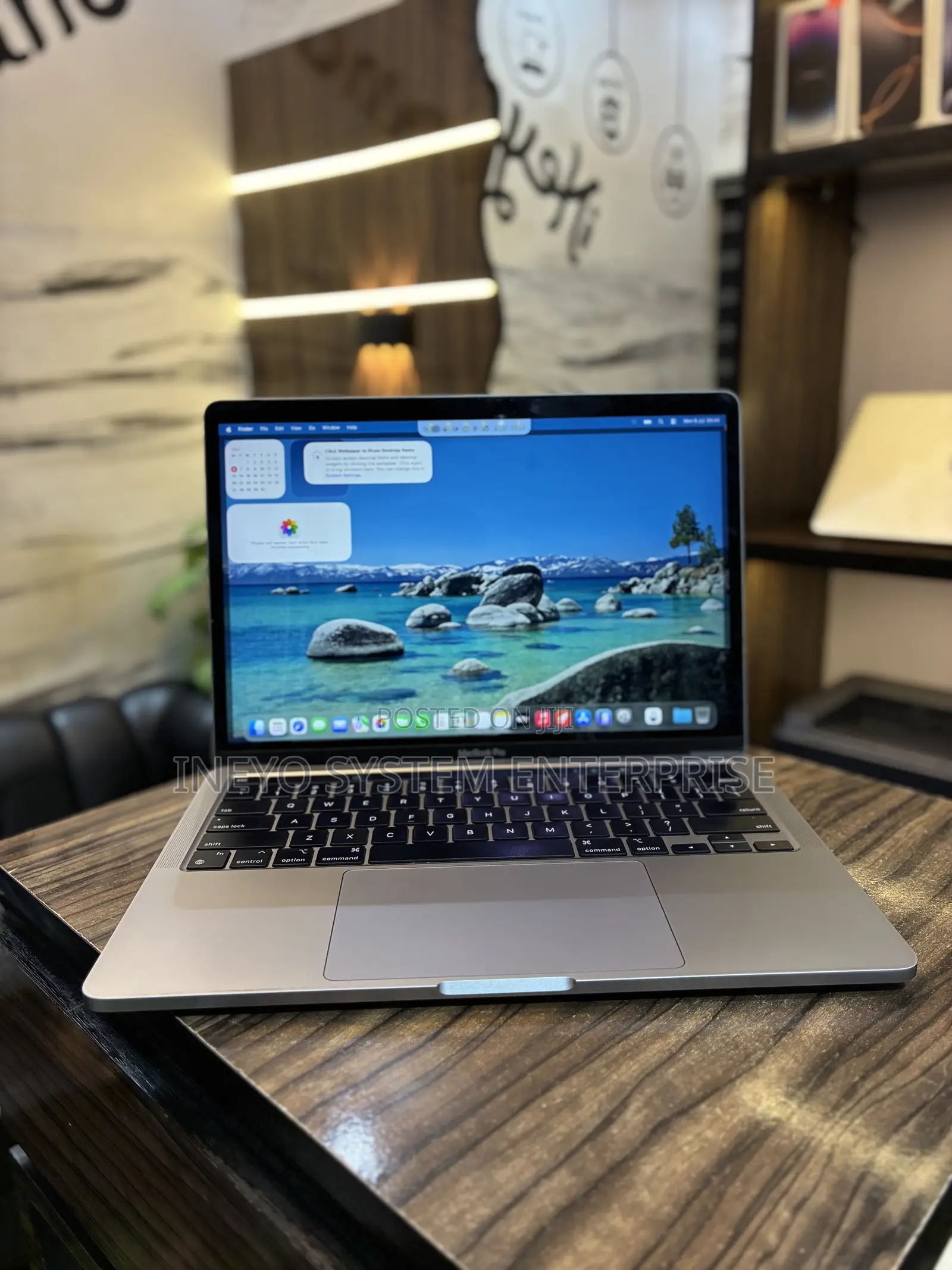 Laptop Apple MacBook Pro 2020 8GB Apple M1 SSD 512GB