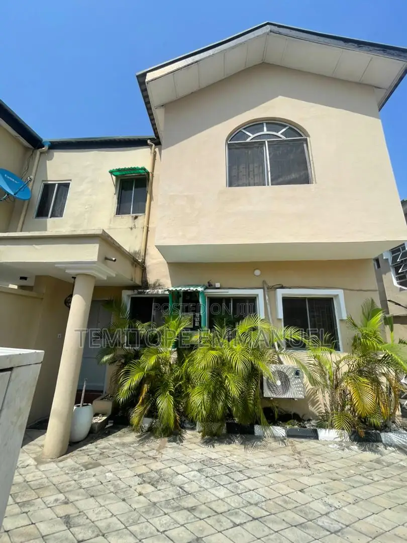 Furnished 4bdrm Duplex in Lekki Phase 1 for sale