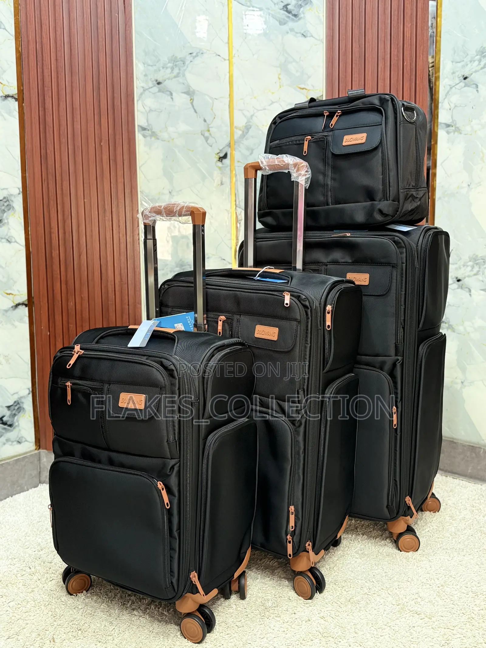 Duowang Set of 4 Lightweight Box
