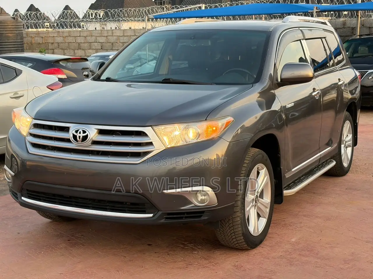 Toyota Highlander Limited 2012 Gray