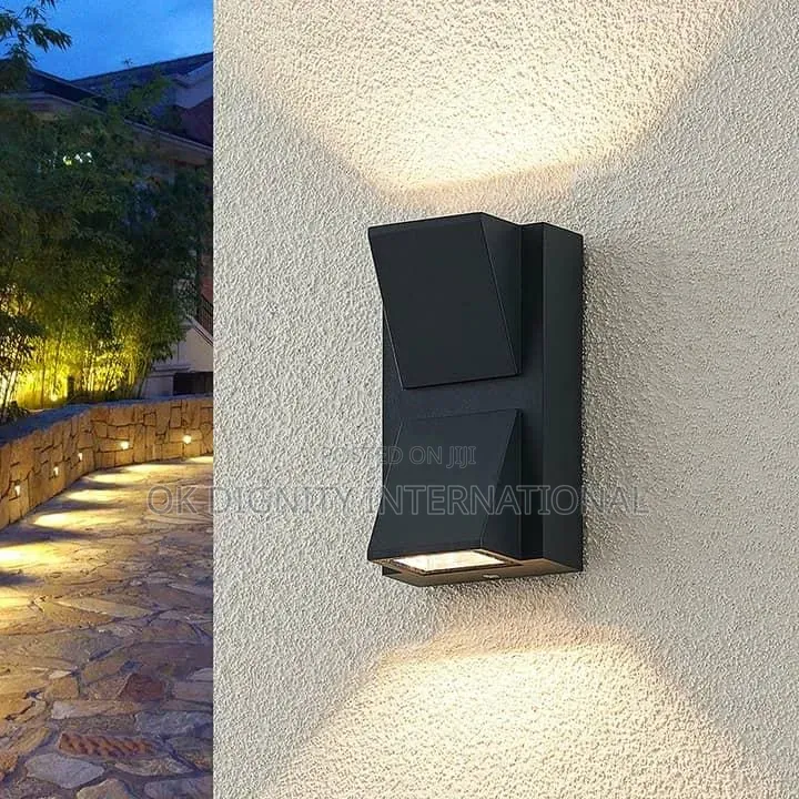 Modern Led Wall Light / Decorative Wall Sconce (Up Down Light)