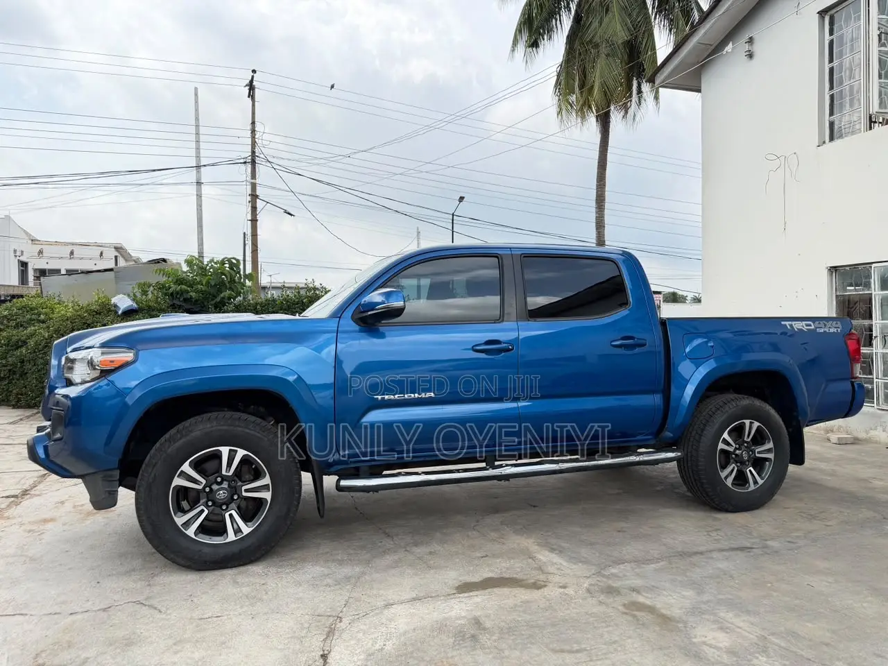 Toyota Tacoma 4dr Double Cab 2016 Blue