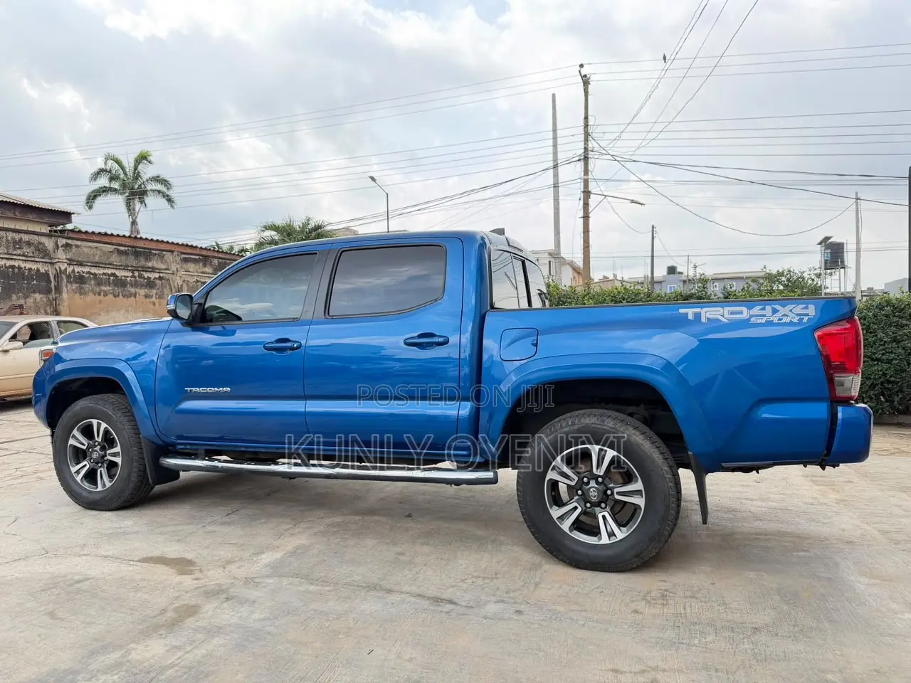 Toyota Tacoma 4dr Double Cab 2016 Blue