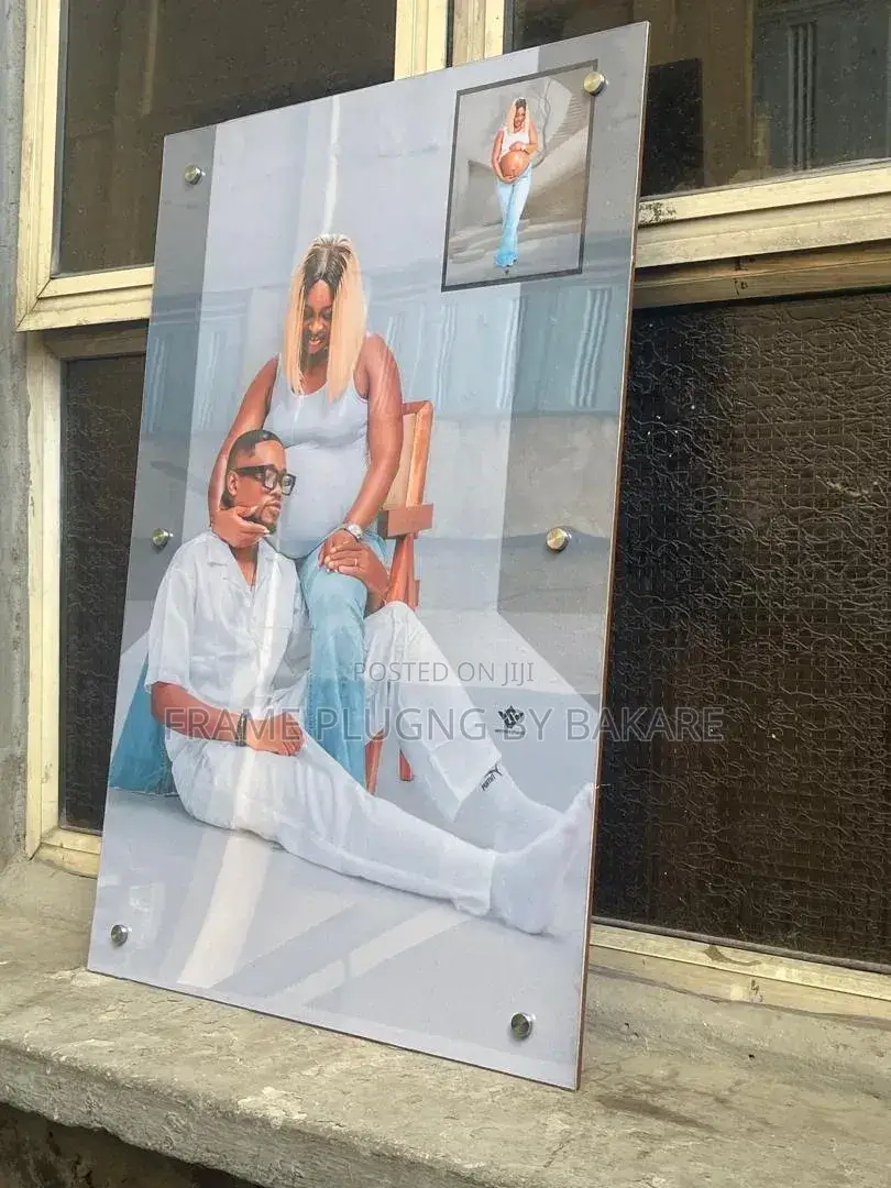 Borderless Frame With Glass
