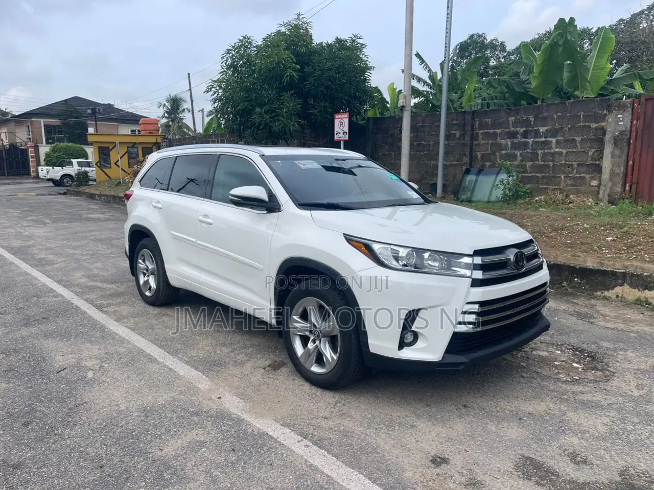Toyota Highlander Limited 2019 White