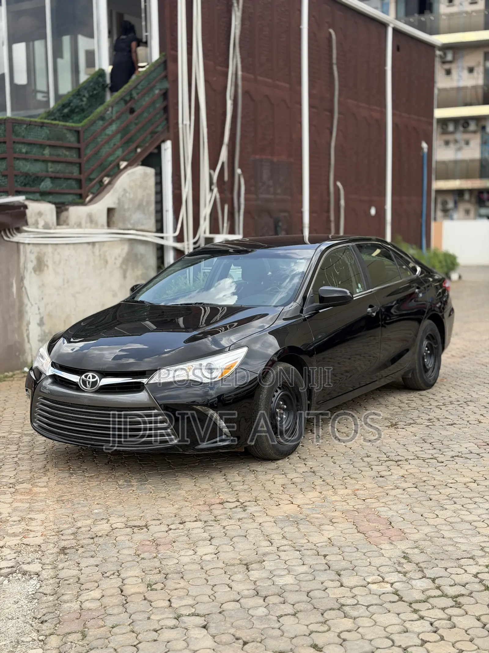 Toyota Camry LE 4dr Sedan (2.5L 4cyl 6A) 2017 Black