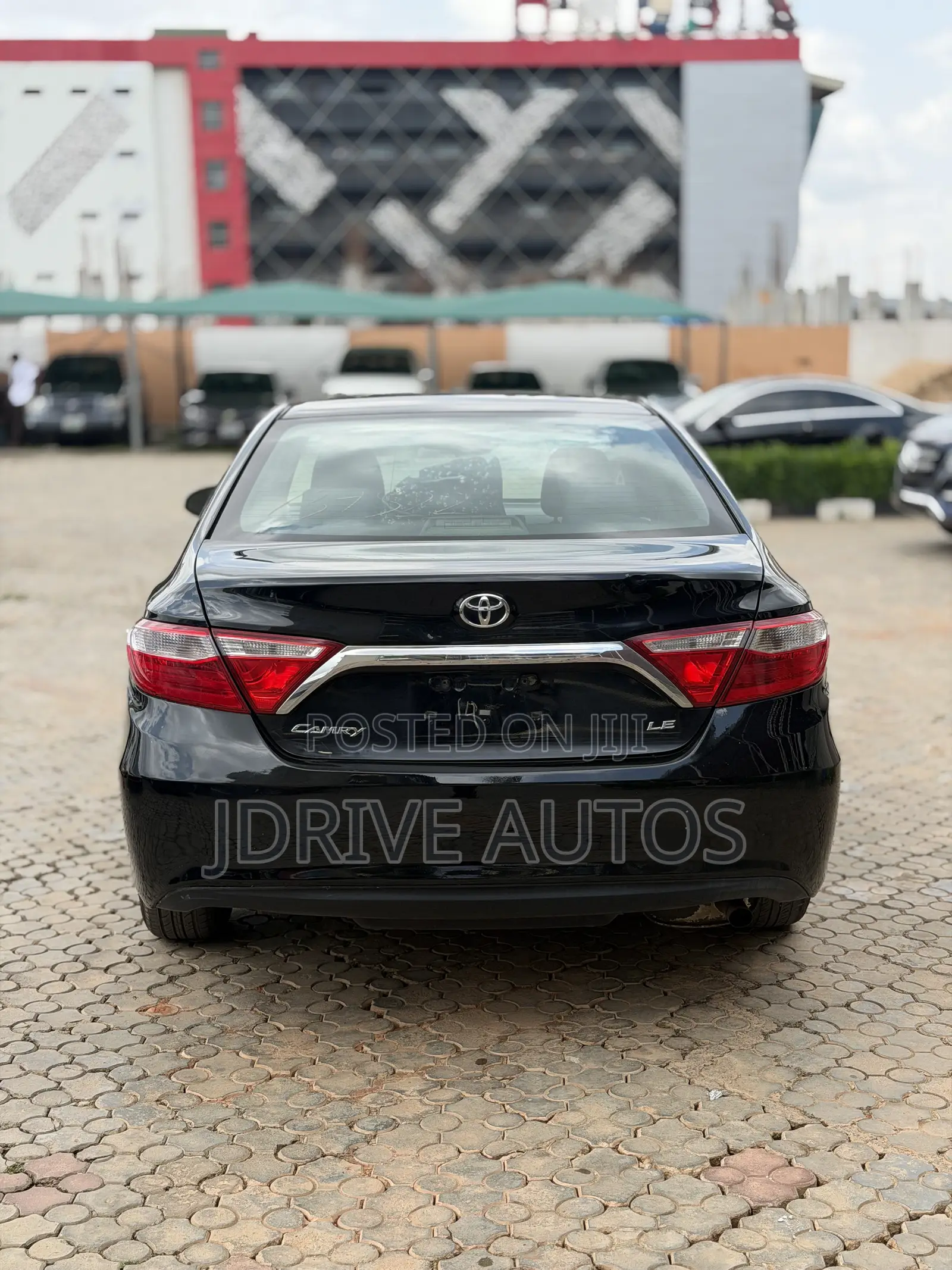 Toyota Camry LE 4dr Sedan (2.5L 4cyl 6A) 2017 Black