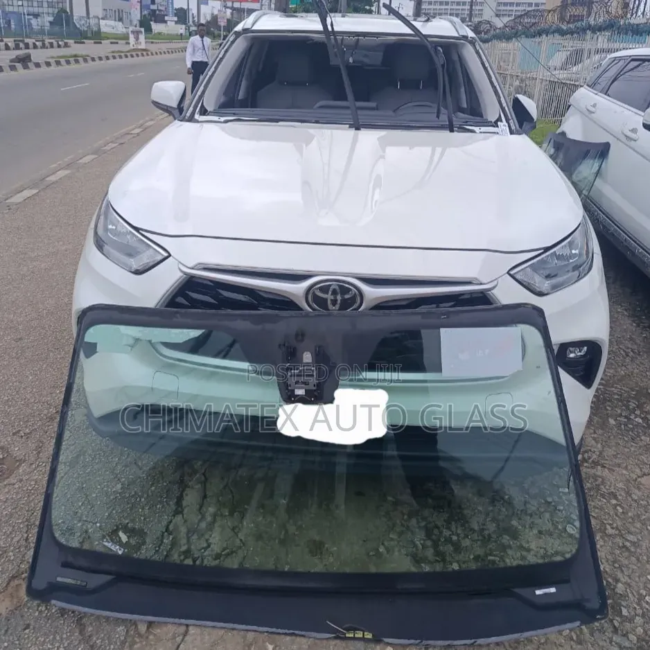 2021 Toyota Highlander Windscreen Glass Available Installed