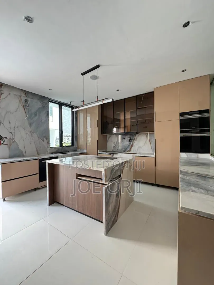 Furnished 5bdrm Duplex in Cowrie Creek Estate, Ikate for sale