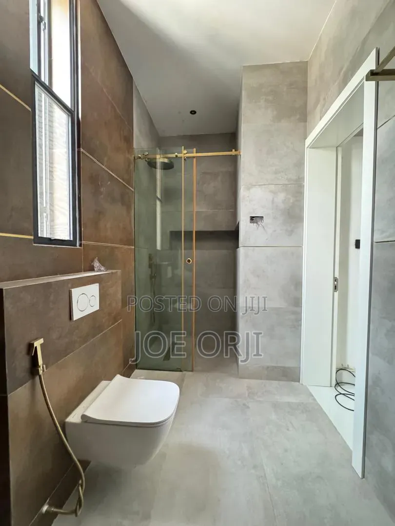 Furnished 5bdrm Duplex in Cowrie Creek Estate, Ikate for sale