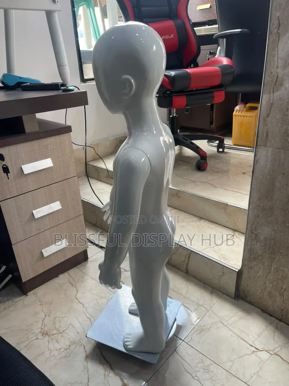 Children White Luxury Mannequin With Rotator