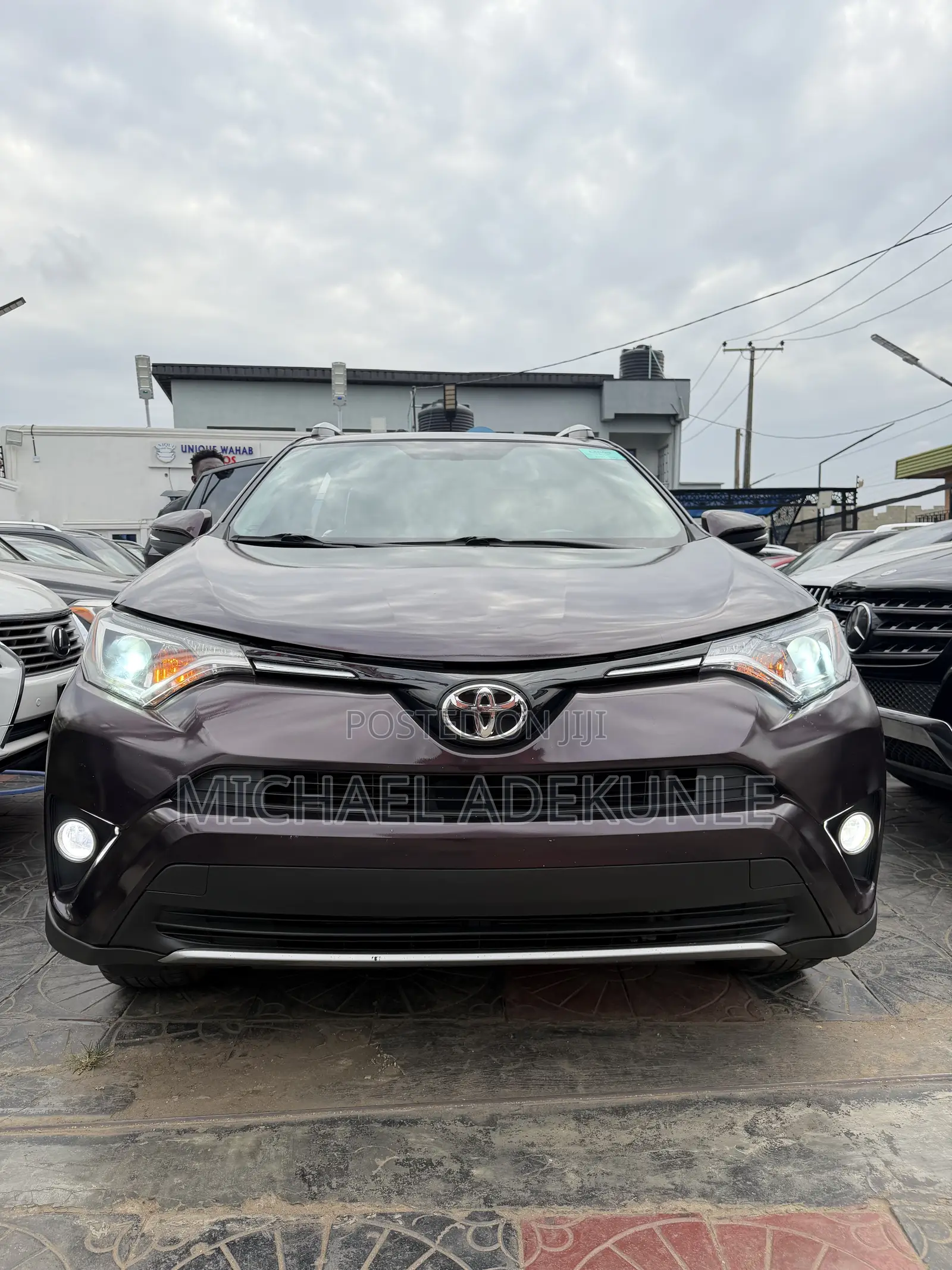 Toyota RAV4 2016 Burgundy