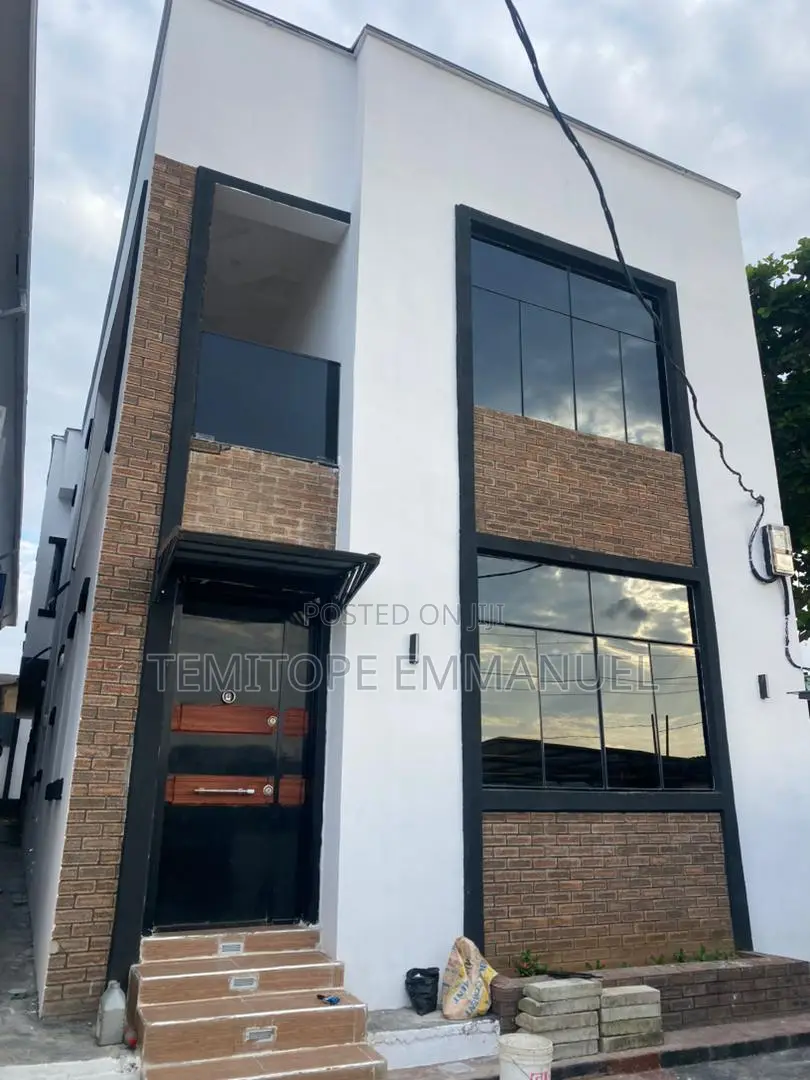 Furnished 4bdrm Duplex in Ifako-Ijaiye for sale