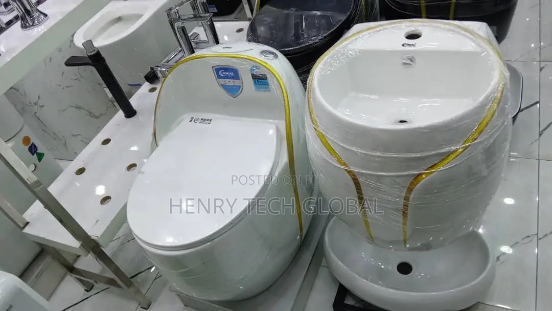 Highly Rate Quality Wc With Basin