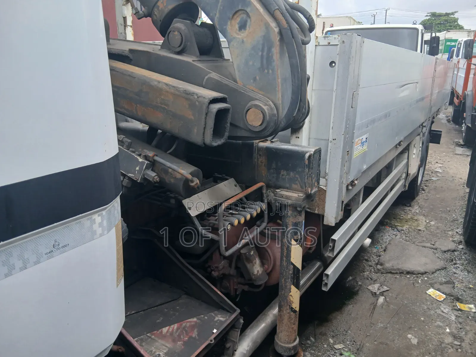 Mercedes Benz 1320 With Hiab