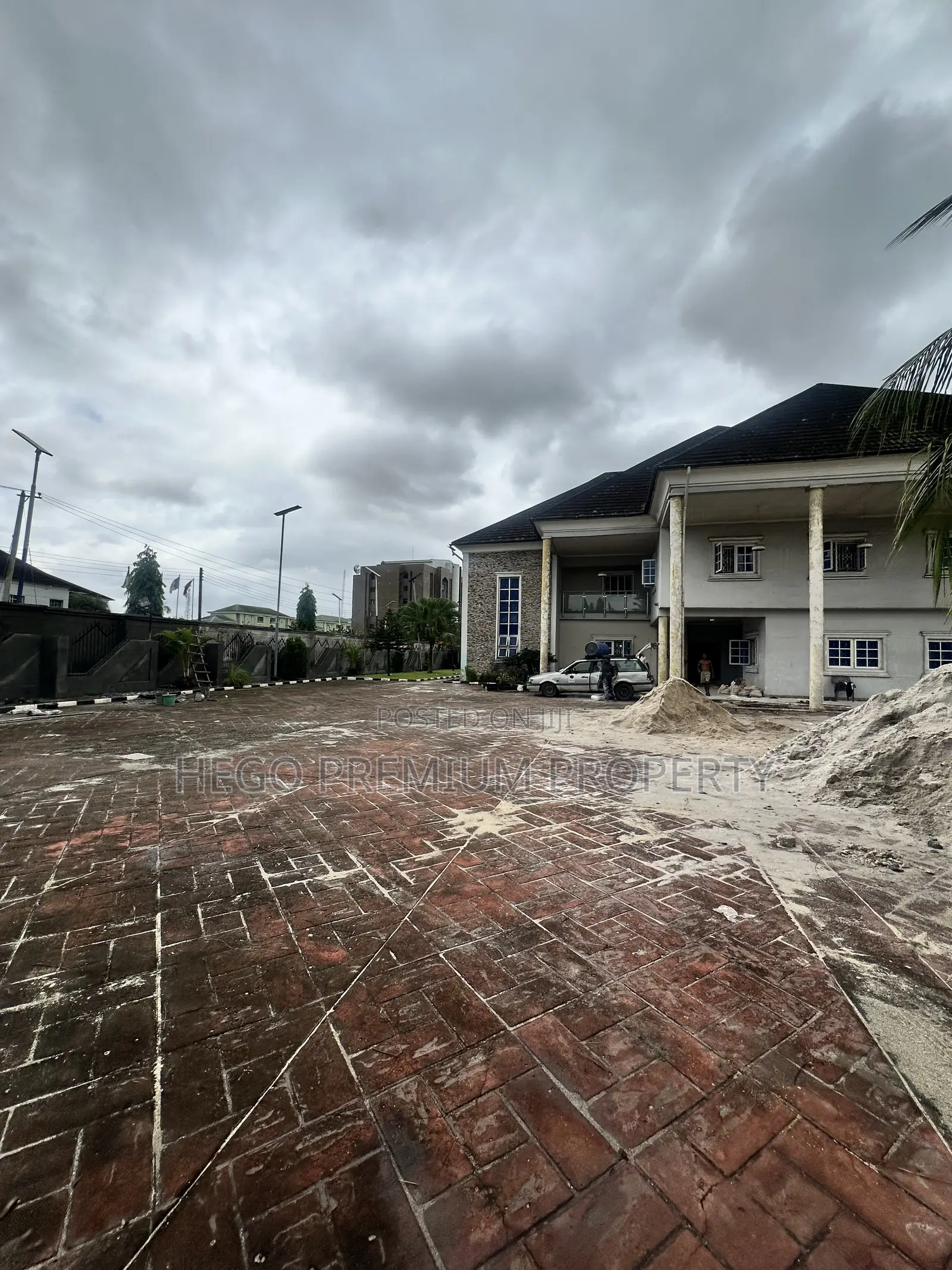 8bdrm Duplex in Abacha Road, GRA Phase 3 / Port-Harcourt for rent