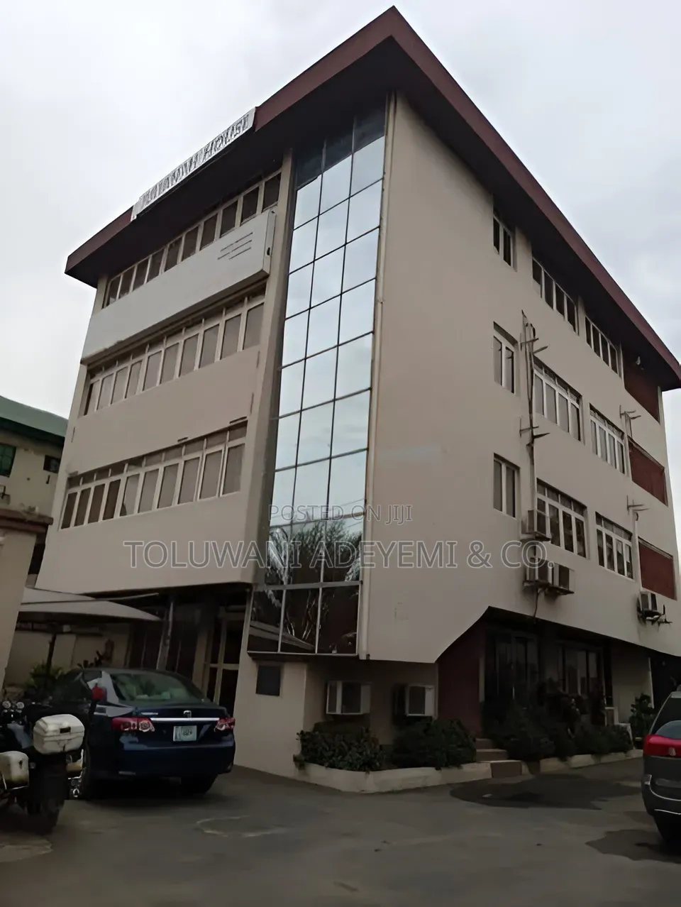 506sqm Lettable Space Office Building on 3floors
In Ikeja Lagos