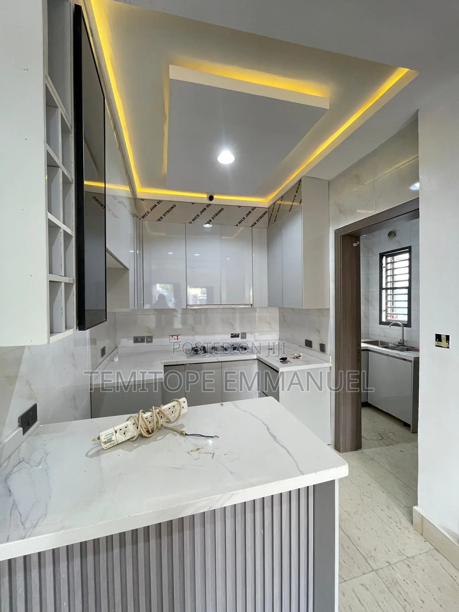 Furnished 4bdrm Duplex in Surulere for sale