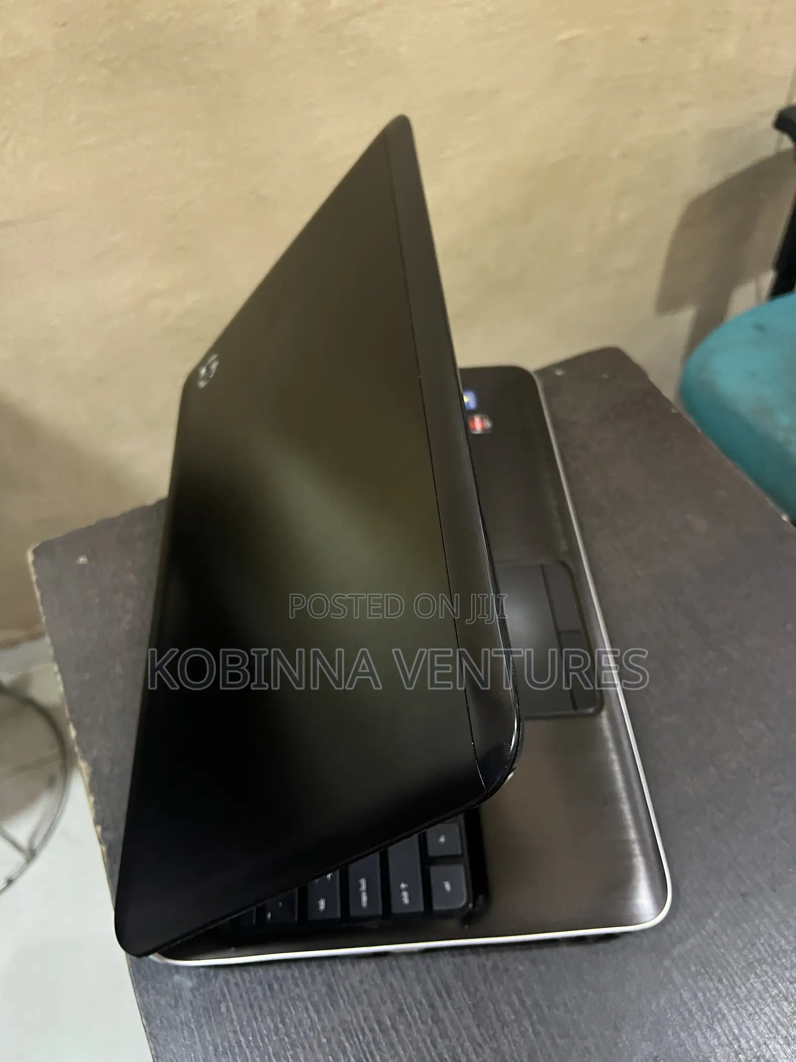 Laptop HP Pavilion Dv6 4GB Intel Core i7 HDD 320GB
