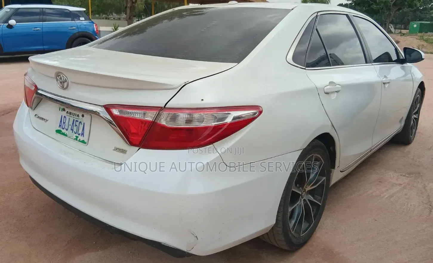Toyota Camry XSE 4dr Sedan (2.5L 4cyl 6A) 2017 Off white
