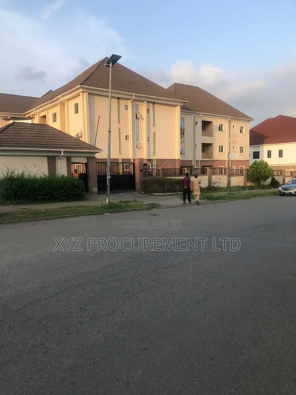 3bdrm Apartment in Katampe Extension for sale