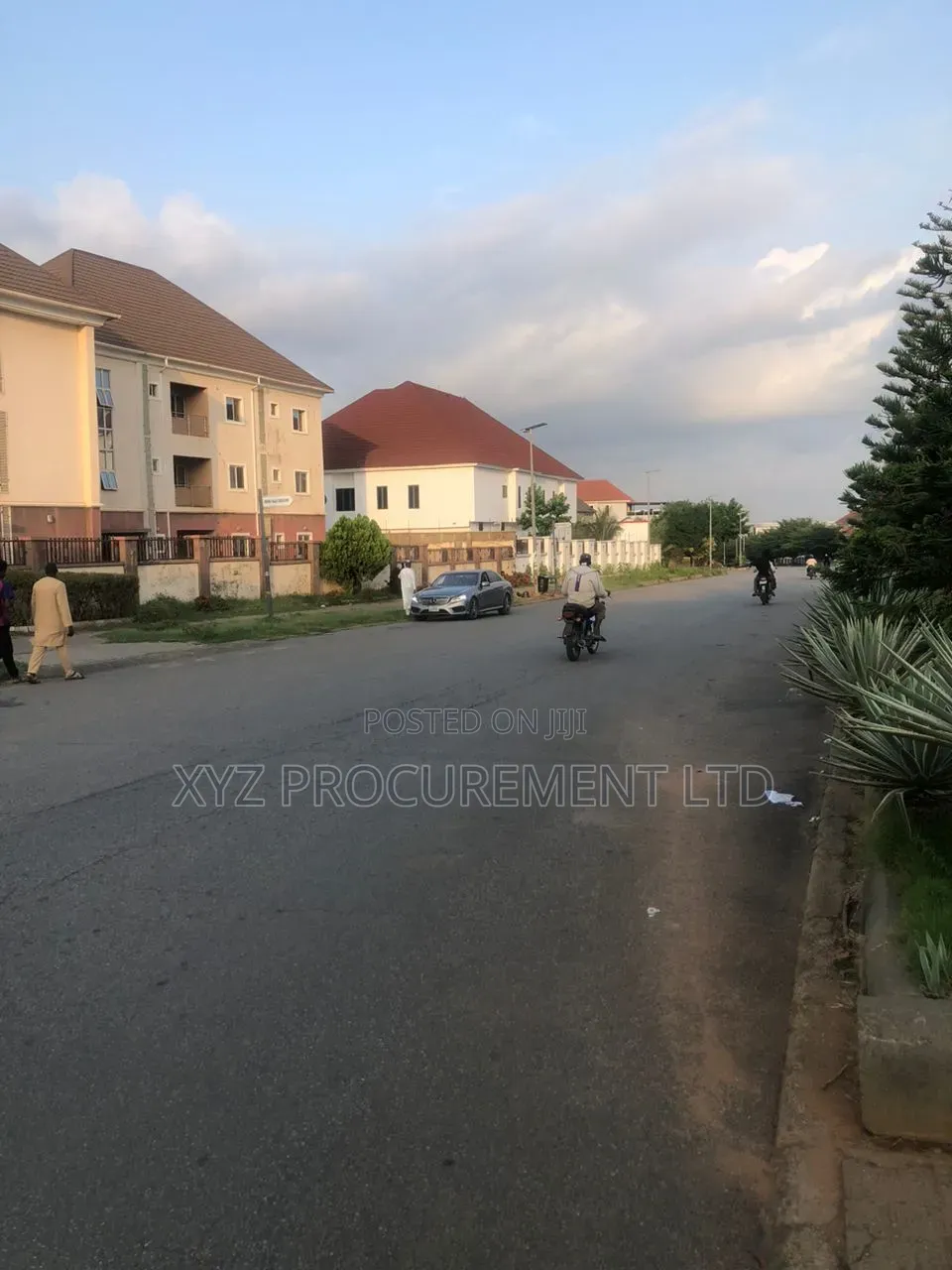 3bdrm Apartment in Katampe Extension for sale