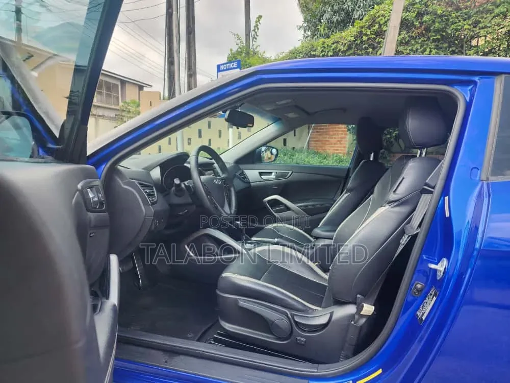 Hyundai Veloster 2013 Blue