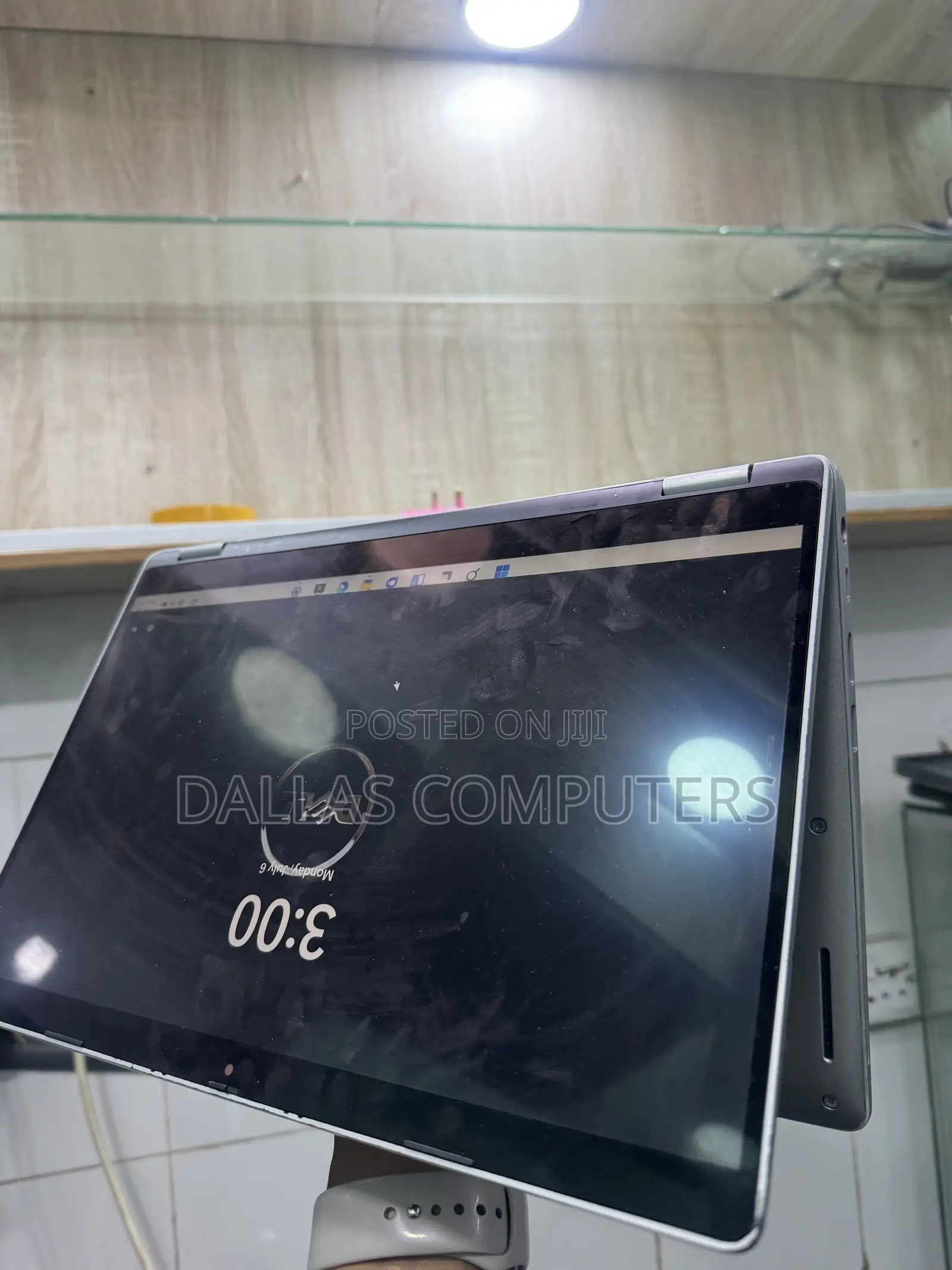 Laptop Dell Latitude 5310 2-in-1 16GB Intel Core i5 SSD 512GB