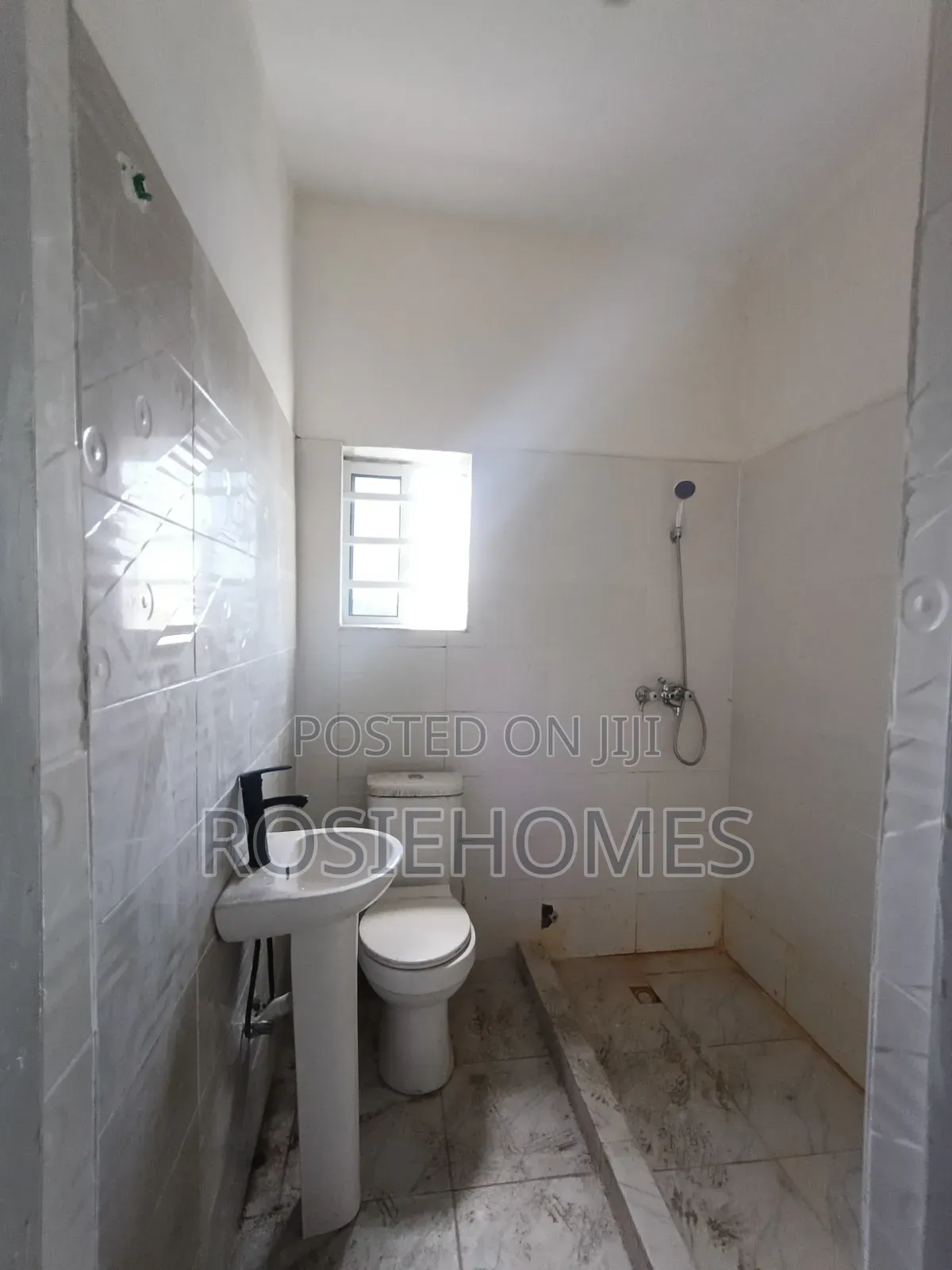 2bdrm Block of Flats in Abijo Gra, Sangotedo for rent