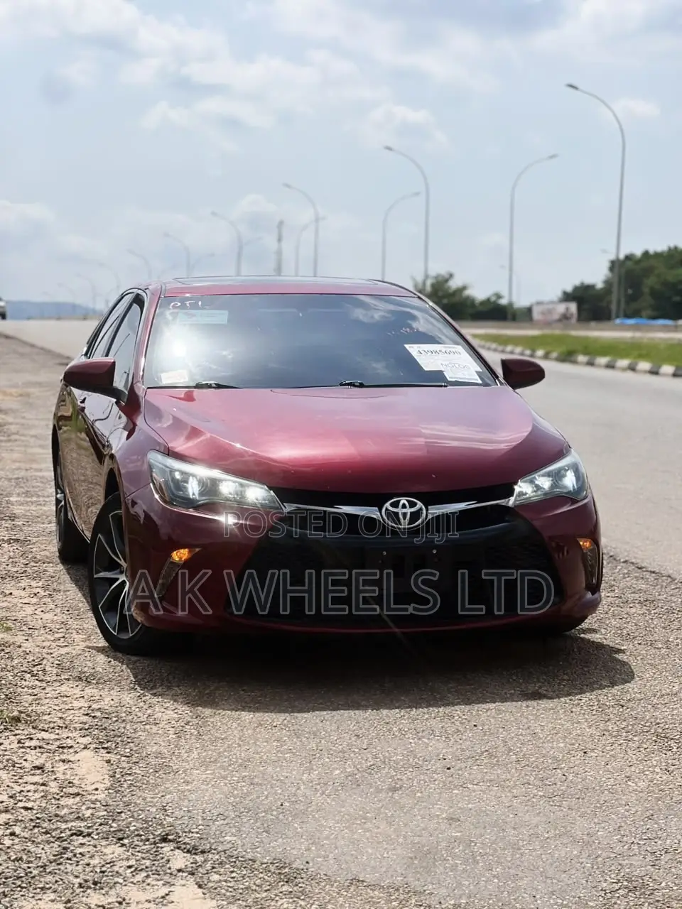 Toyota Camry XSE 4dr Sedan (3.5L 6cyl 6A) 2017 Red