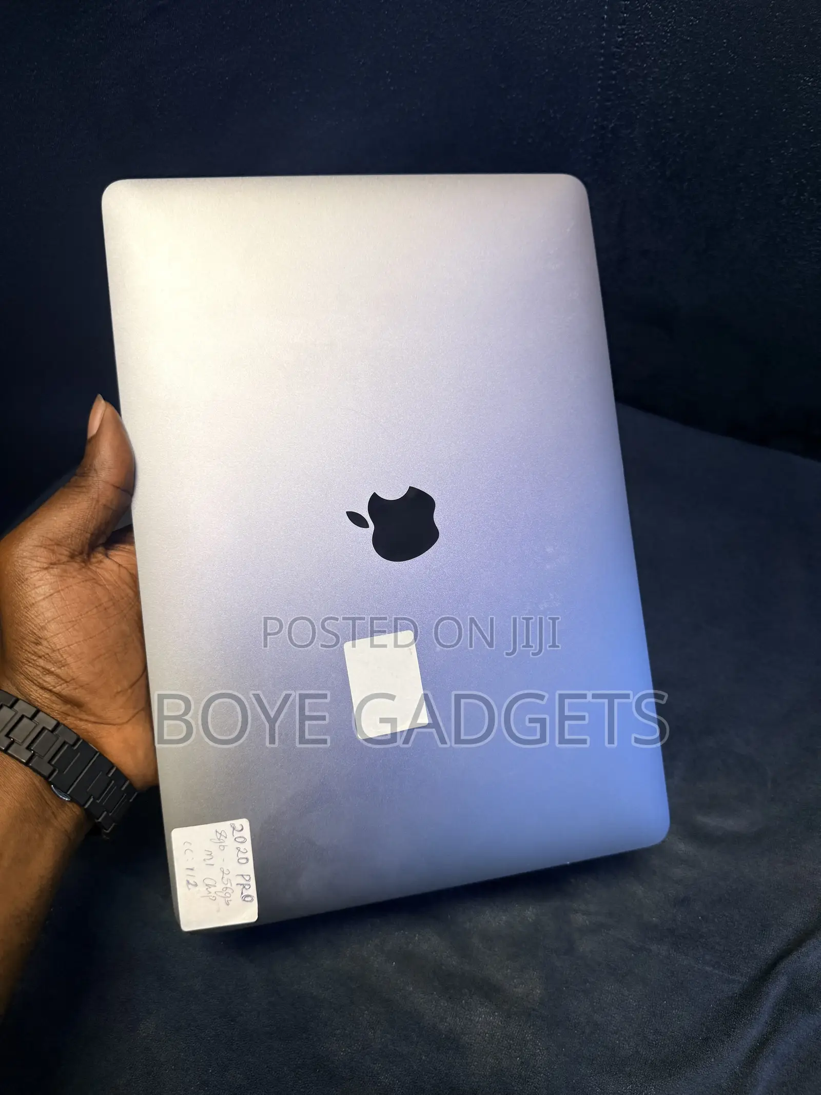 Laptop Apple MacBook Pro 2020 8GB Apple M1 SSD 256GB