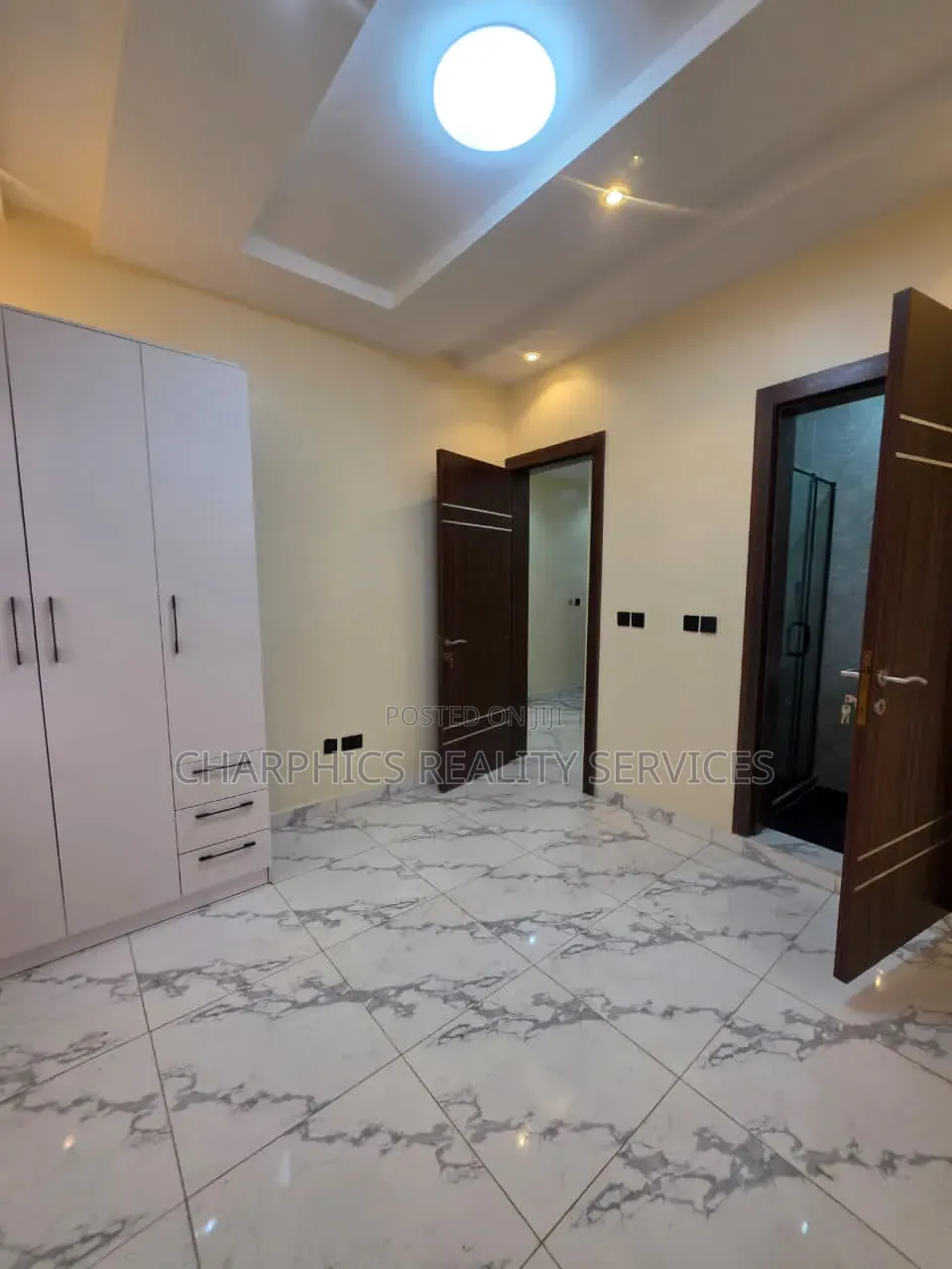 4bdrm Duplex in Oregun for sale