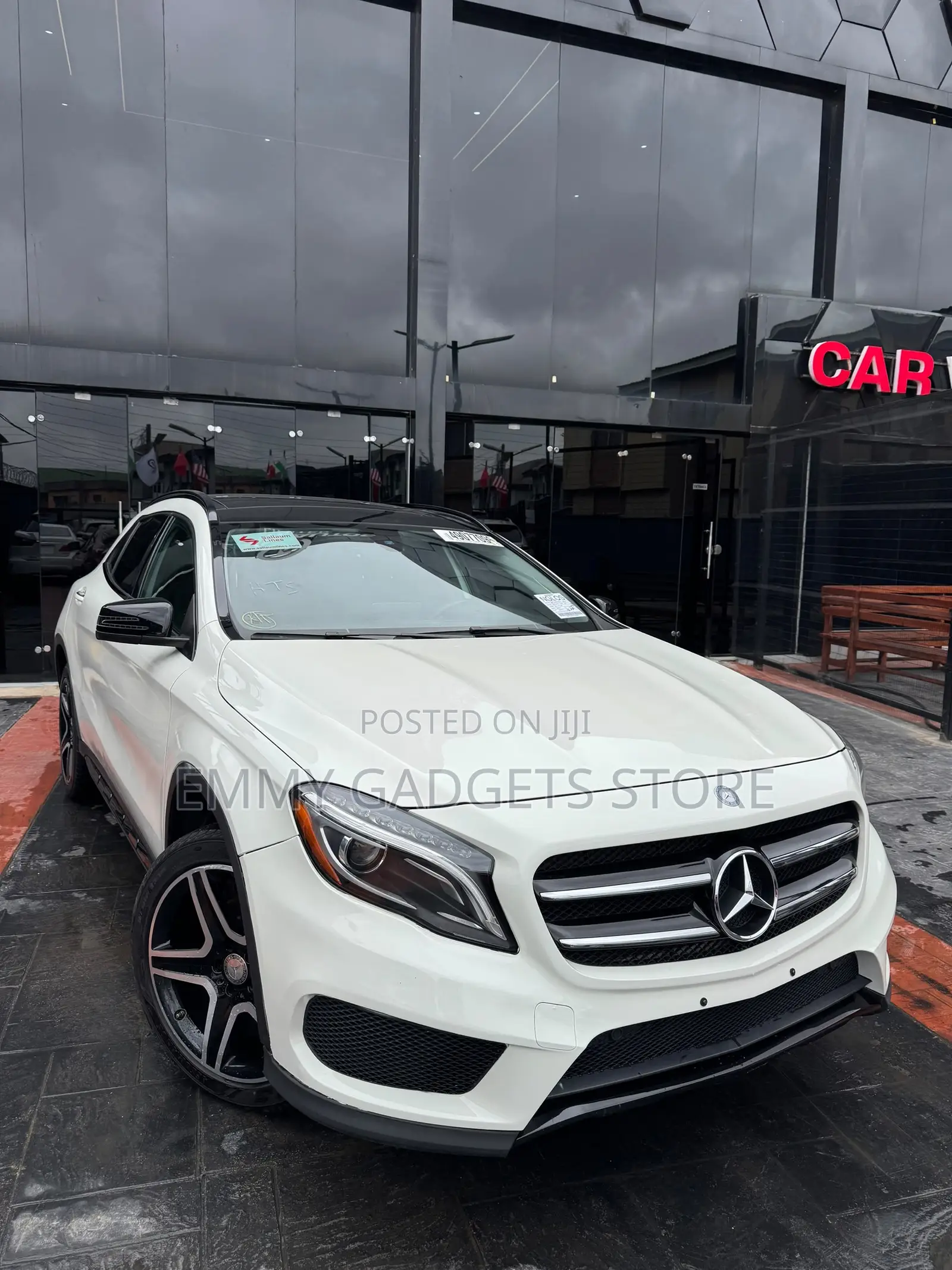 Mercedes-Benz GLA 250 2017 White