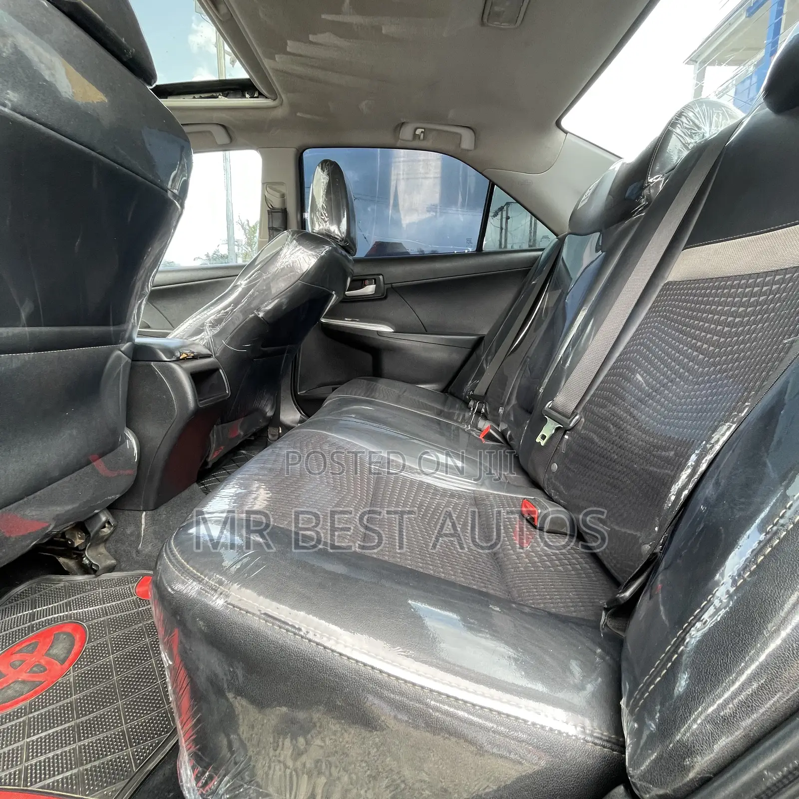 Toyota Camry SE V6 4dr Sedan (3.5L 6cyl 6A) 2013 Black