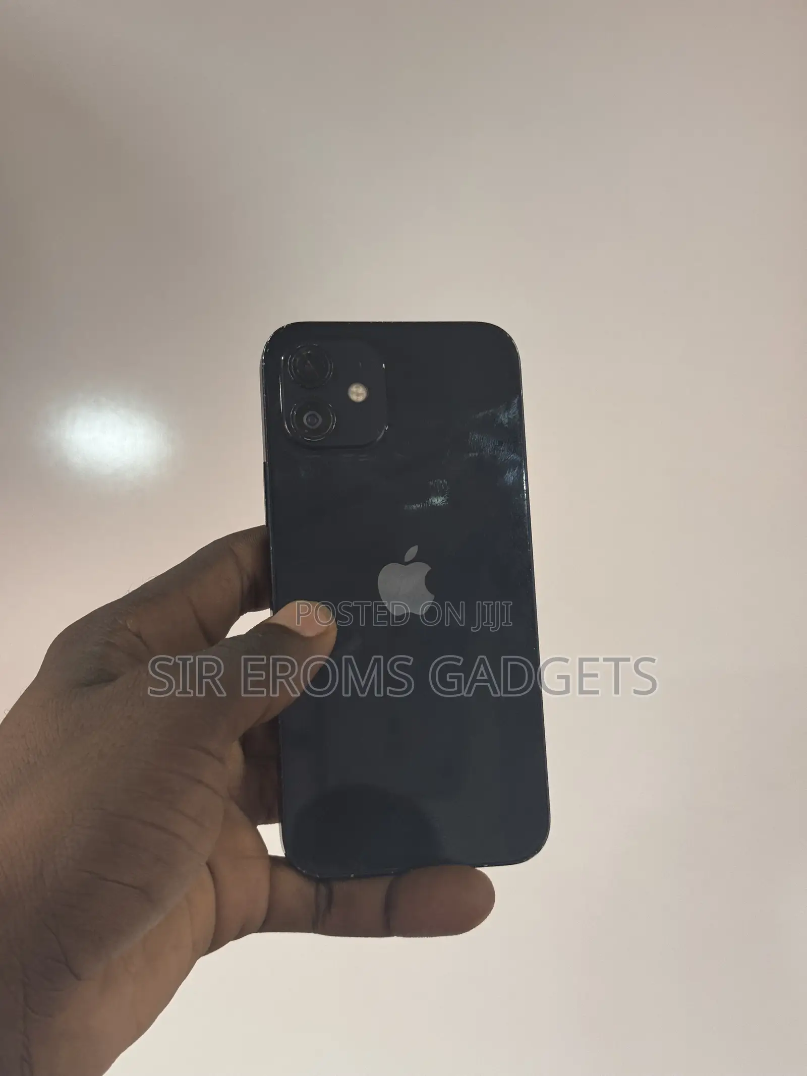 Apple iPhone 12 64 GB Black