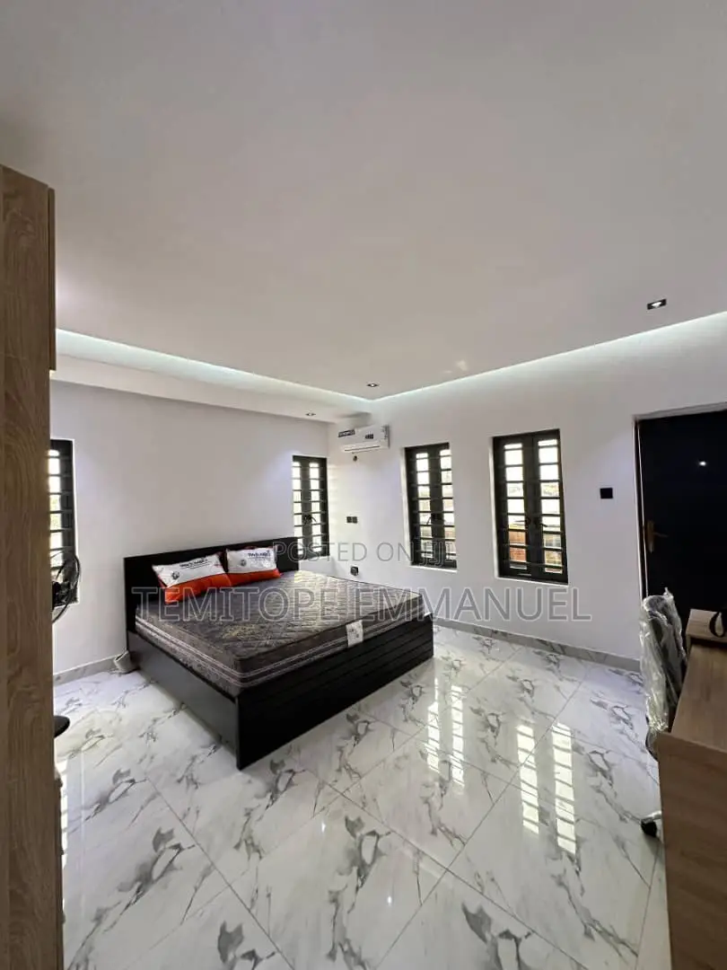 3bdrm Apartment in Ikoyi for rent
